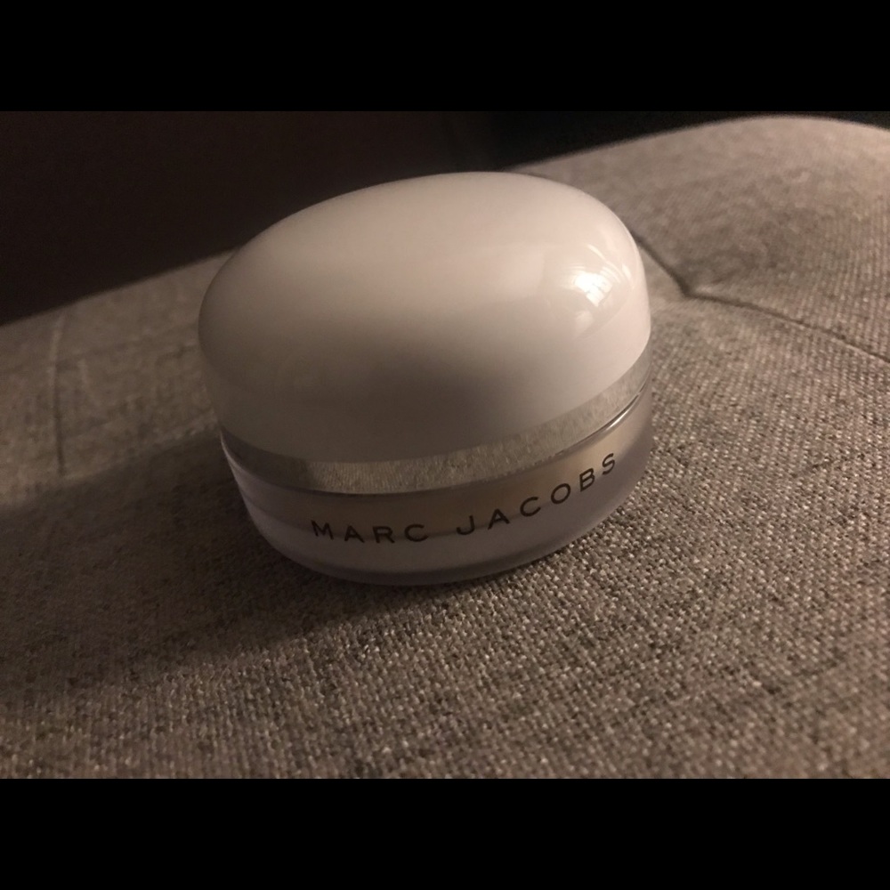 Marc Jacobs Coconut Powder